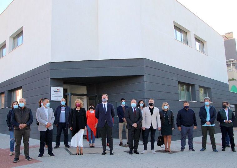 Albacete estrena su nuevo centro sociocultural con 1.300 metros cuadrados y llevando el nombre del doctor Cepillo
