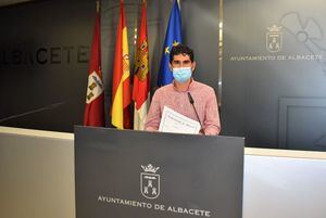 El Ayuntamiento de Albacete pone a disposición de los centros de Primaria de ciudad y pedanías ayudas para adquirir equipos informáticos