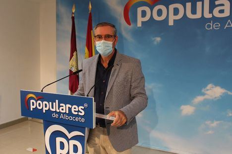 Vicente Aroca exige a Page más medios técnicos y humanos para la Atención Primaria sanitaria y acercar el número de test PCR a la media nacional