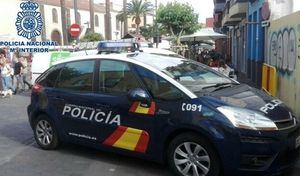 Sucesos.- Dos detenidos en Albacete por adquirir móviles y tablets de alta gama con datos bancarios robados