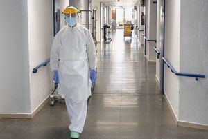 Coronavirus.- Castilla-La Mancha baja del millar de nuevos casos con 930, registra 14 muertes y descienden las hospitalizaciones