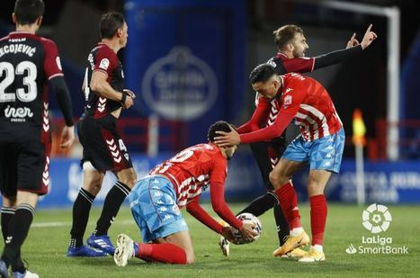1-0. El Albacete pierde en Lugo a pesar de jugar 50 minutos con un hombre más