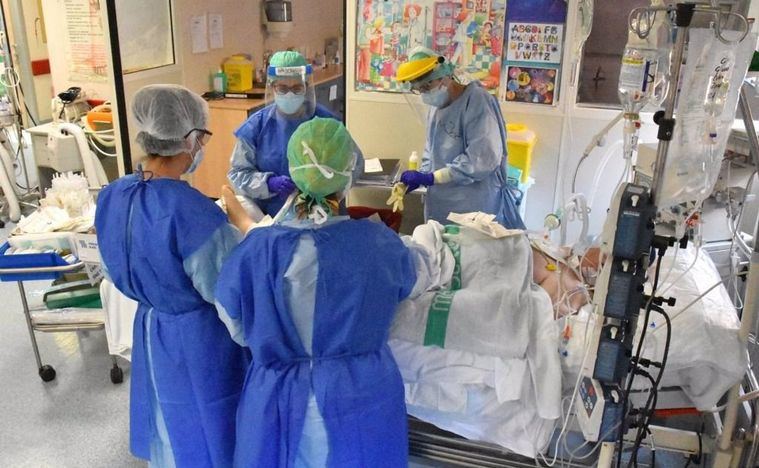Coronavirus.- Descienden el número de casos, 588 y de hospitalizados en Castilla-La Mancha que registra 15 fallecidos