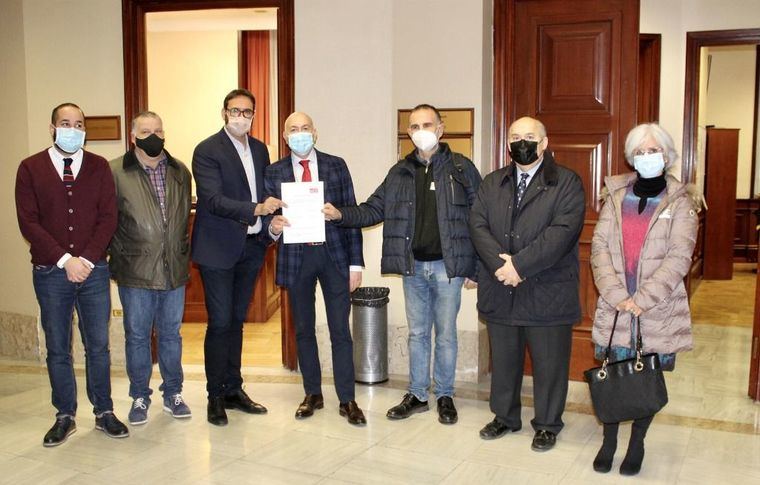 Sergio Gutiérrez, diputado del PSOE, lleva al Congreso dos iniciativas parlamentarias encaminadas a la protección de la artesanía