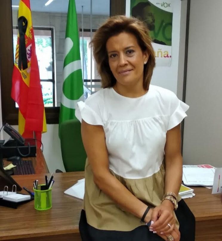 La concejala de Vox en el Ayuntamiento de Albacete, Rosario Velasco, emite un comunicado 'respecto a la situación de la hostelería'