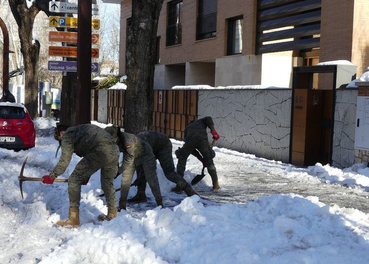 El dispositivo del Ejército para paliar los efectos del temporal en las provincias de Guadalajara y Toledo se amplía con otros más de 200 efectivos