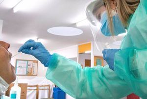 Coronavirus.- La última semana da un respiro y Castilla-La Mancha recorta los nuevos casos por primera vez este año en un 18%