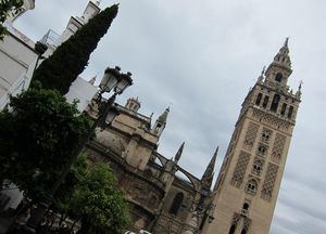 Sucesos.- Detenida una estafadora de Albacete que alquilaba un piso "fantasma" en Sevilla