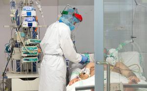 Coronavirus.- Castilla-La Mancha reduce a menos de la mitad los casos respecto al anterior fin de semana