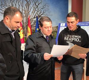 García-Page inaugura el Centro de Salud de Nerpio y preside la firma de un convenio con la Diputación de Albacete en materia de carreteras