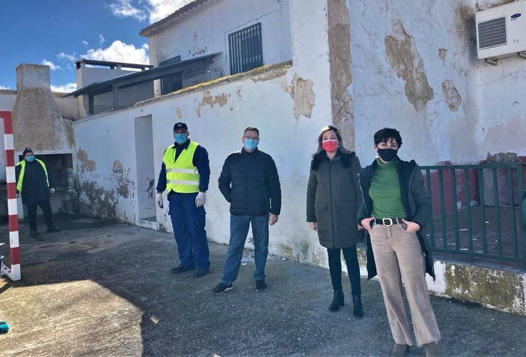 El Plan de Empleo del Ayuntamiento de Albacete mejora el mobiliario, acerado y servicios de las pedanías de Los Anguijes, Campillo de las Doblas y Abuzaderas