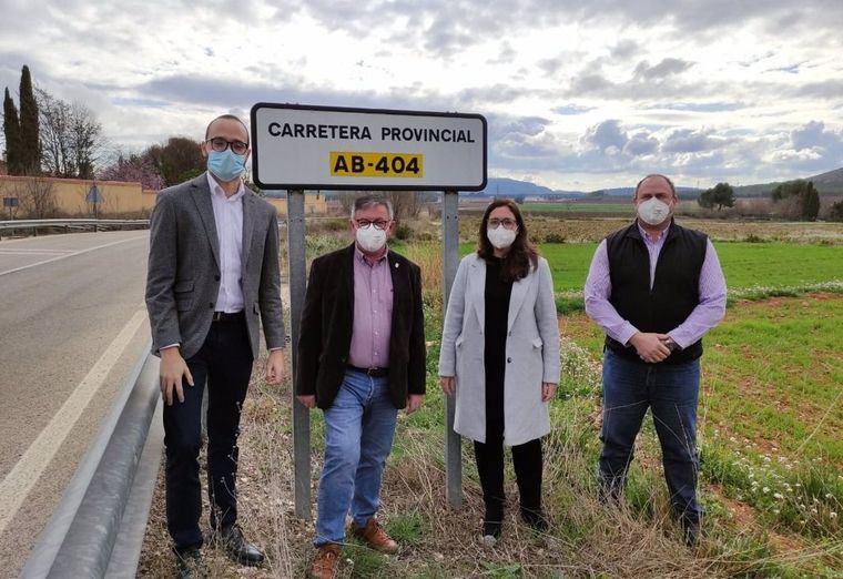 La seguridad vial del tramo de la AB-404, en Hellín, mejorará gracias al apoyo de la Diputación de Albacete