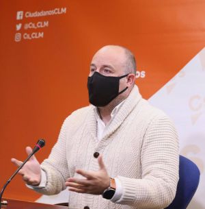 Alejandro Ruiz, (Ciudadanos) decide abandonar la vida política, renuncia a su escaño en las Cortes y vuelve a la abogacía