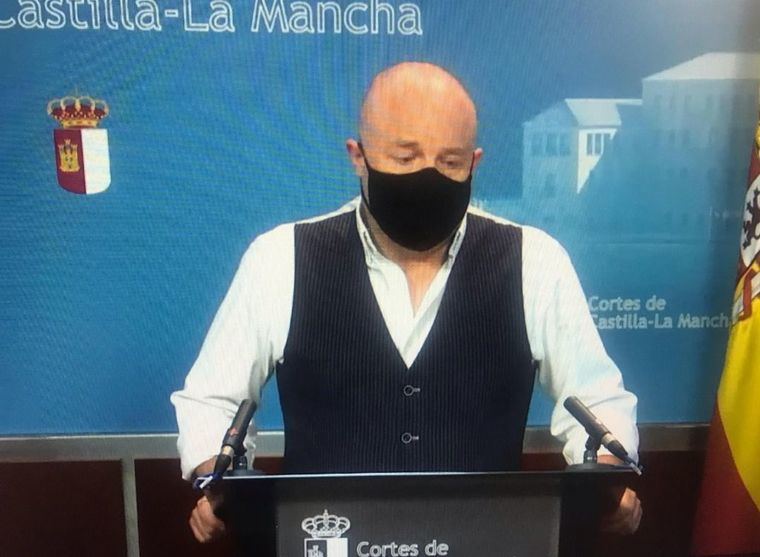 Alejandro Ruiz achaca su marcha de Ciudadanos a una 'purga' y a un 'veto' hacia su persona y apunta explícitamente a Pablo Sarrión