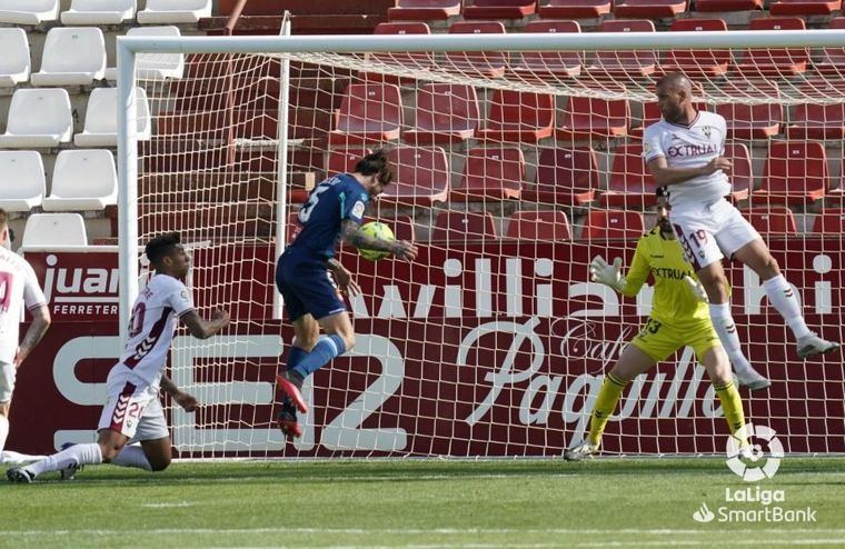 0-3.- El Albacete cuesta abajo y sin frenos a Segunda B tras perder con el Español