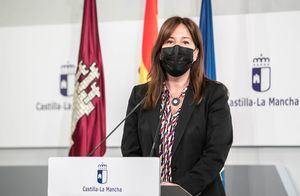 La portavoz del Gobierno regional, Blanca Fernández, ha asegurado que la expansión del virus "no puede ser el criterio para decretar medidas restrictivas"