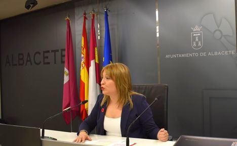 Amparo Torres: “El alcalde no puede permitirse el lujo de renunciar a 10 millones de euros para Albacete porque Feijóo quiera desgastar al Gobierno de España”