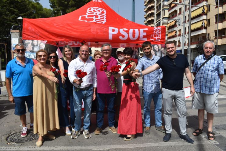 Emilio Sáez: 'Si de verdad queremos que gobierno la izquierda el único voto posible es el del PSOE'
 