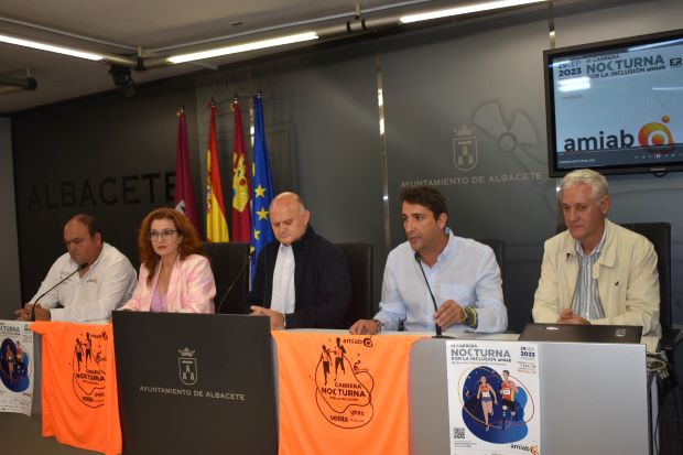 La Diputación de Albacete anima a participar el 29 de septiembre 'en la fiesta de la inclusión' en la III Carrera Nocturna de AMIAB que homenajeará a Encarnación Rodríguez