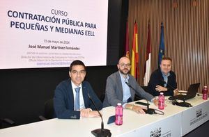 Cincuenta profesionales de la Administración Local en Albacete actualizan conocimientos sobre la Ley de Contratos