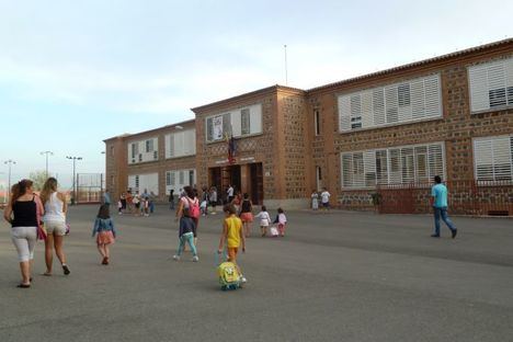 Castilla-La Mancha creará este curso una escuela de equipos directivos para asesorarlos en desafíos pedagógicos y escolares actuales