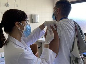 Castilla-La Mancha adquirirá 600.000 dosis de vacunas contra la gripe estacional, que extenderá a menores de 6 meses a 5 años