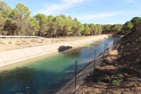 Castilla-La Mancha urge a Ribera a aprobar las nuevas reglas del trasvase y acusa a receptores de desperdiciar 48 hm3 al año
