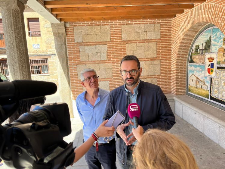 El PSOE ve 'muy significativo' que el 'invitado estrella' de Núñez esta jornada sea 'quien pacta con Vox'