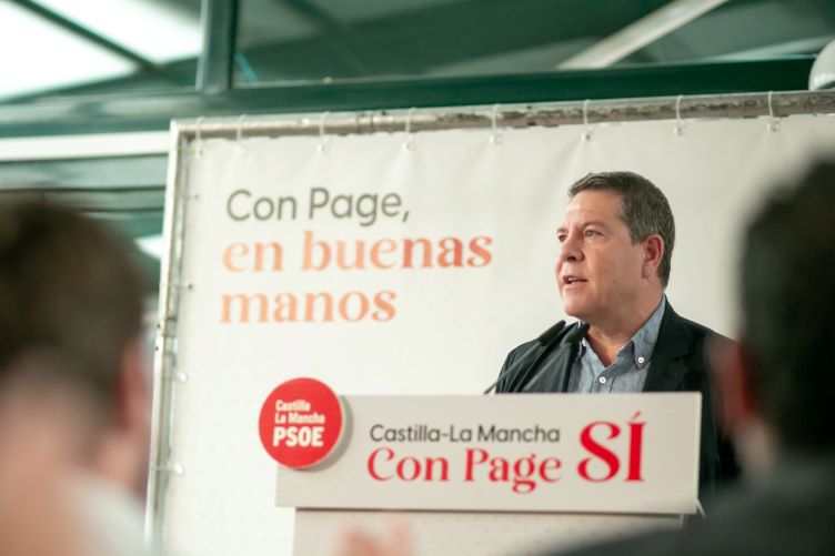 Page desmiente las informaciones que apuntan a la existencia de reuniones con Lambán y Felipe González