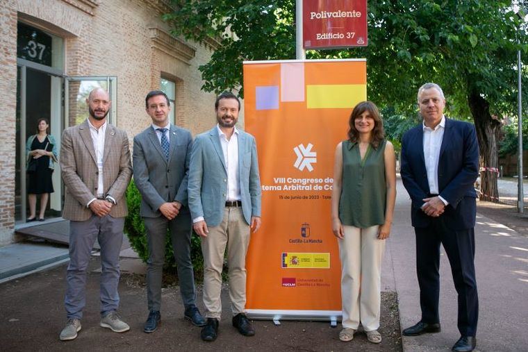 El Gobierno de Castilla-La Mancha está trabajando en el anteproyecto de la ley para la resolución amistosa de conflictos de consumo