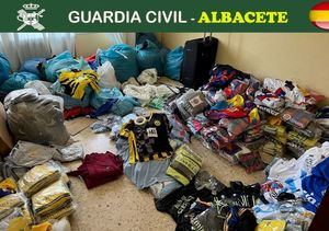 Intervenidas 3.391 falsificaciones textiles y detenidas tres personas en Albacete