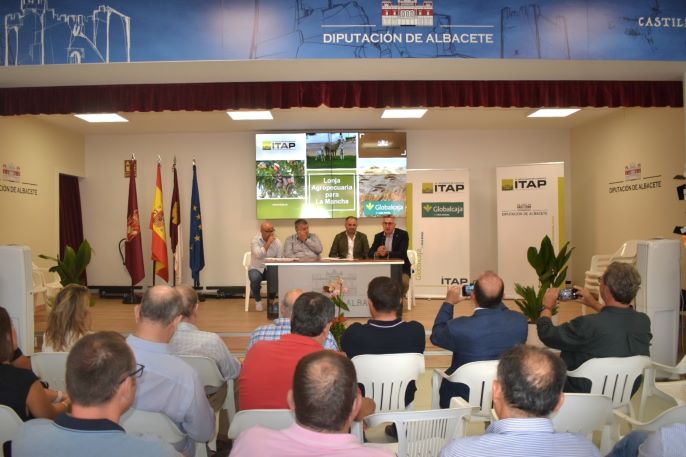 Lonja Agropecuaria para La Mancha se traslada a la Feria de Albacete para fijar los precios de almendra, cereal y ovino