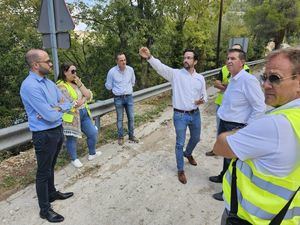 Cabañero visita las carreteras AB-200 y AB-209 para evaluar los daños causados por las tormentas