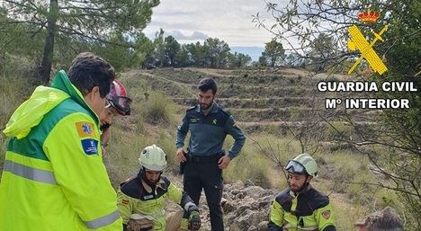 Auxiliada una persona de avanzada edad tras caer en el monte y un senderista accidentado en sierra del Segura