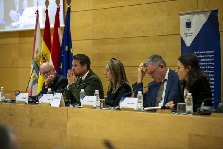Castilla-La Mancha insta a instituciones europeas a priorizar las zonas rurales económica y legislativamente de manera transversal
