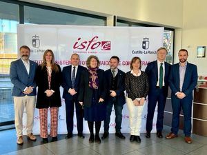 Castilla-La Mancha atenderá todas las solicitudes de apoyo a proyectos de autoconsumo tras recibir otros 22,2 millones de fondos MRR