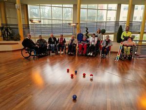 COCEMFE cierra en Albacete su segunda edición de deporte adaptado con curling, boccia, slalom o tenis de mesa