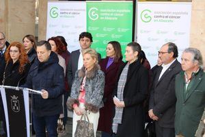 El alcalde de Albacete apuesta por seguir aunando esfuerzos en la lucha contra el cáncer: "Es un problema de todos"