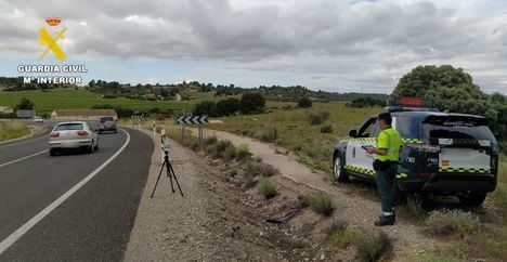 Investigado por circular a 196 kilómetros por hora en una carretera limitada a 90 en Villarrobledo
