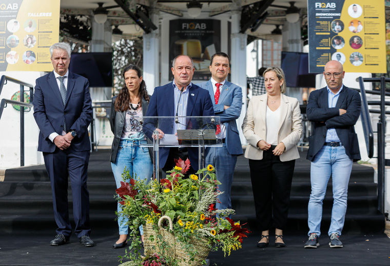 El alcalde destaca la aportación del sector quesero al desarrollo económico de Albacete y prevé que Fiqab “nos posicionará como destino turístico gastronómico”