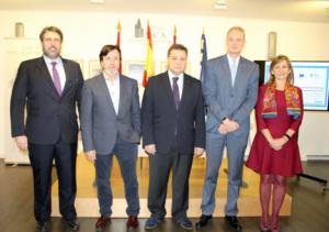 Manuel Serrano anima a las empresas y pymes de Albacete a aprovechar la financiación europea para mejorar su competitividad y generar empleo