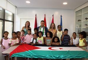 El Ayuntamiento muestra su compromiso con los niños saharauis aprobando una subvención de 35.000 euros para el programa “Vacaciones en paz”