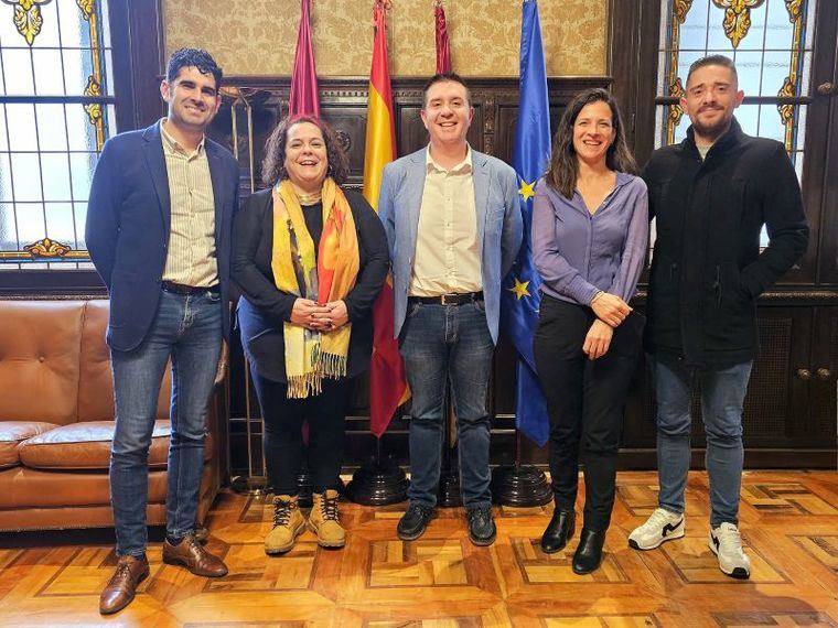 Cabañero felicita a la máxima responsable de ‘Entre Todos’, Mar González, nombrada presidenta de la Red Europea de Lucha Contra la Pobreza y la Exclusión Social en Castilla-La Mancha 