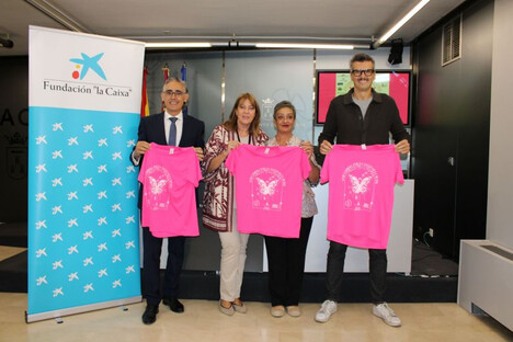 Llanos Navarro anima a participar en la XVIII edición de la Carrera por la Salud de Amac para “teñir de rosa” las calles de la ciudad y apoyar la lucha contra el cáncer de mama y ginecológico