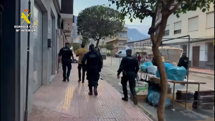 Detenidas 13 personas que practicaba amaños en procedimientos de contratación, en Hellín, de personas extranjeras para explotarlas laboralmente