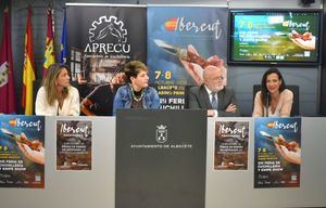 La Feria Internacional de la Cuchillería, Ibercut, alcanza su XIII edición del 7 al 8 de octubre con el apoyo de la Diputación de Albacete que además este año patrocina un show cooking