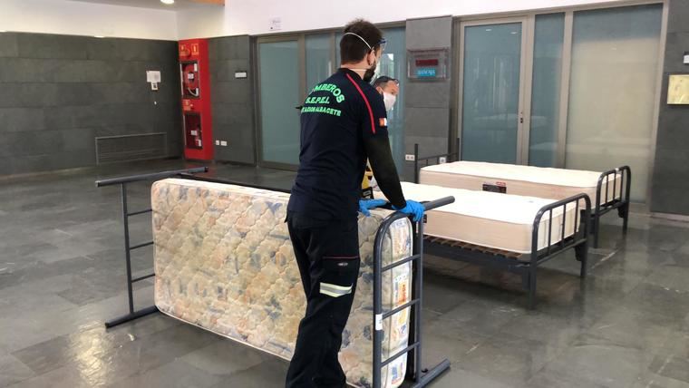 El SEPEI de la Diputación cede más de un centenar de camas para ampliar en la Facultad de Medicina la atención del Hospital de Albacete 