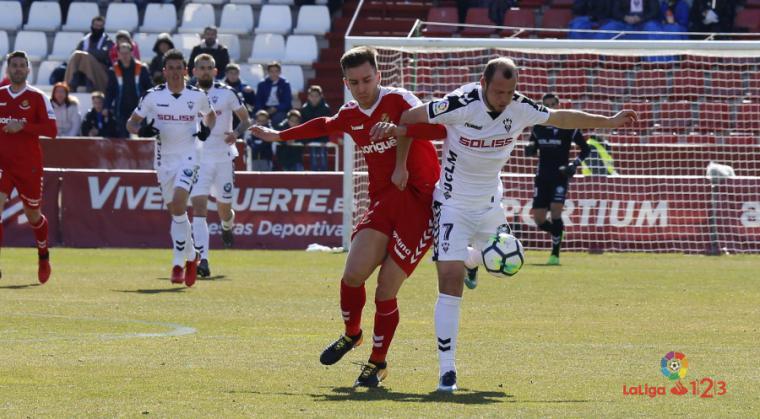 0-1. El Nàstic se lleva los tres puntos del Carlos Belmonte y deja 'frio' al Albacete