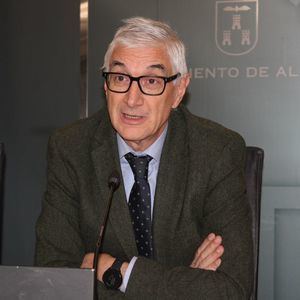 El Ayuntamiento convoca 100 plazas para cubrir puestos de trabajo en el consistorio, en aplicación de las Ofertas Públicas de Empleo