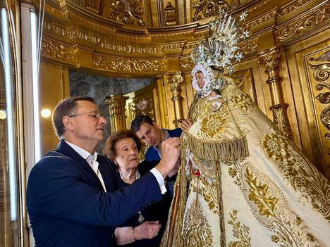 El alcalde informa de una subvención de 30.000 euros para el Museo de la Virgen de Los Llanos “como muestra de cariño y respeto por la Patrona”